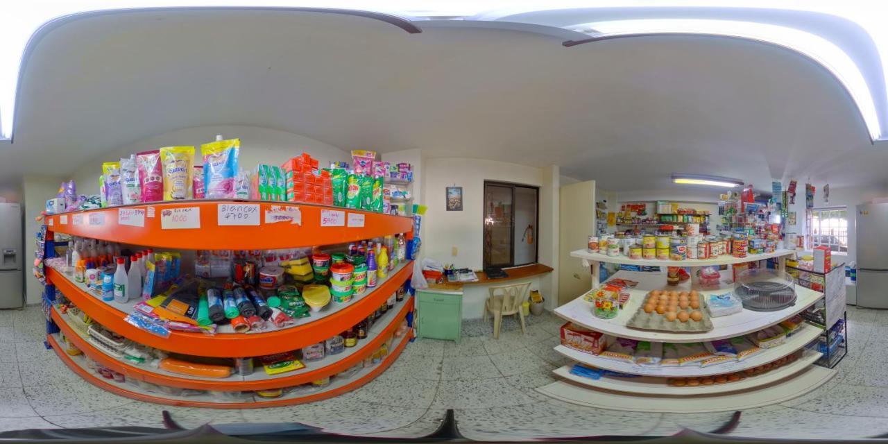 Roof Hostel 칼리 외부 사진