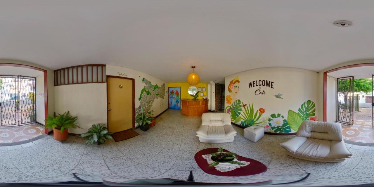 Roof Hostel 칼리 외부 사진
