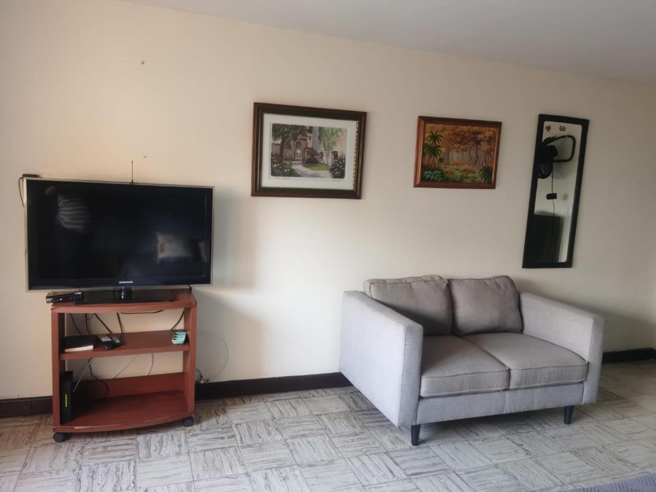 Roof Hostel 칼리 외부 사진